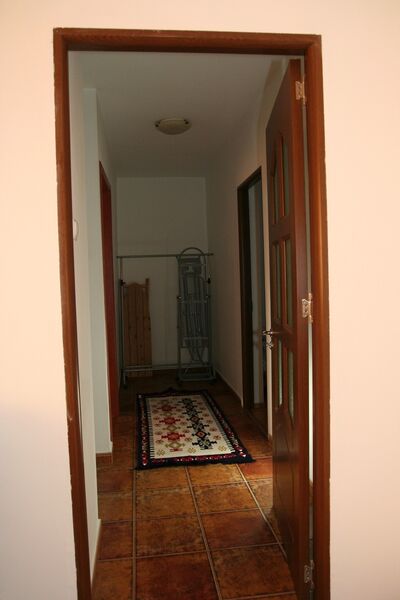Drumul Taberei, Piata Valea Ialomitei,